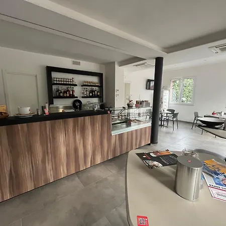 Ca Rossa 3* Bondeno
