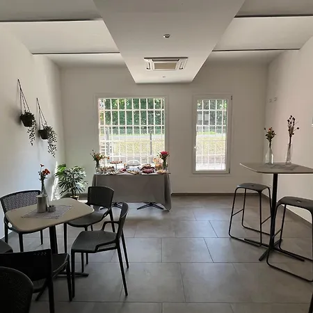 Ca Rossa بيت ضيافة 3*