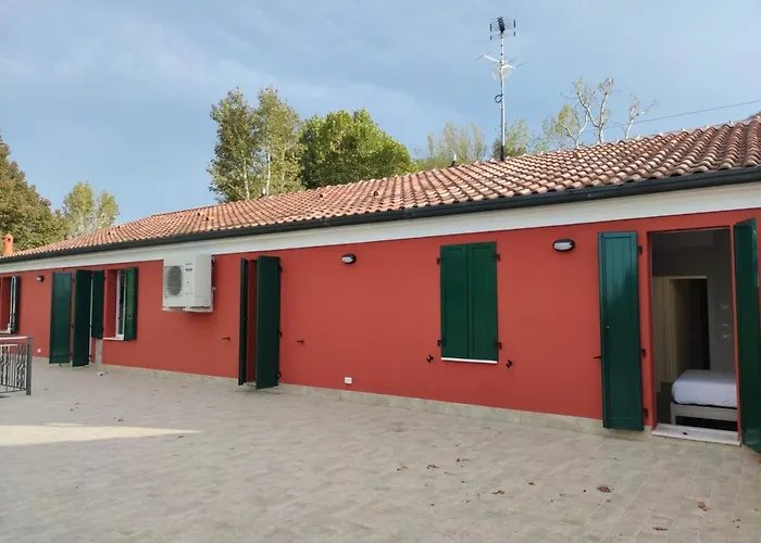 Ca Rossa Konukevi Bondeno